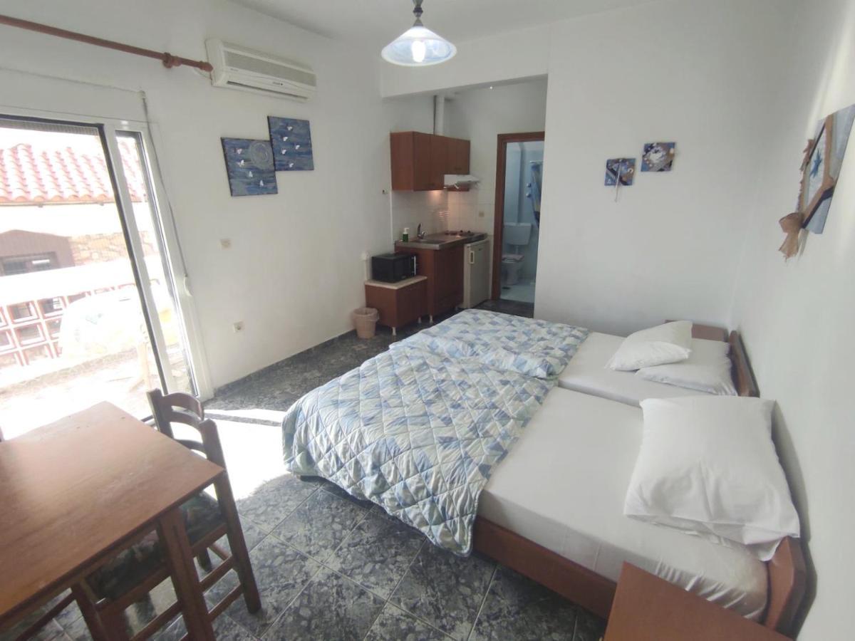 Peristerianos Apartments Nea Skioni Dış mekan fotoğraf