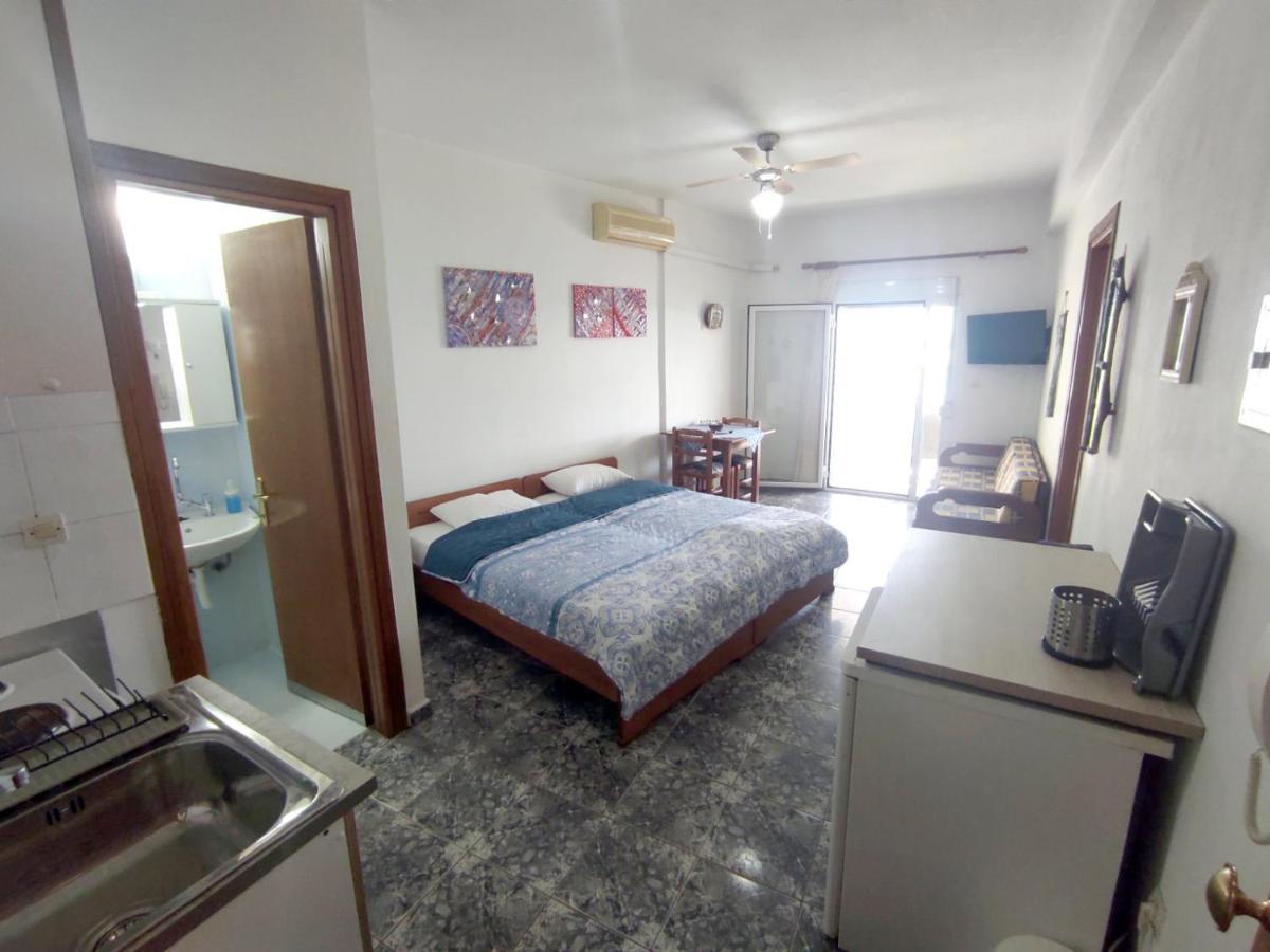 Peristerianos Apartments Nea Skioni Dış mekan fotoğraf