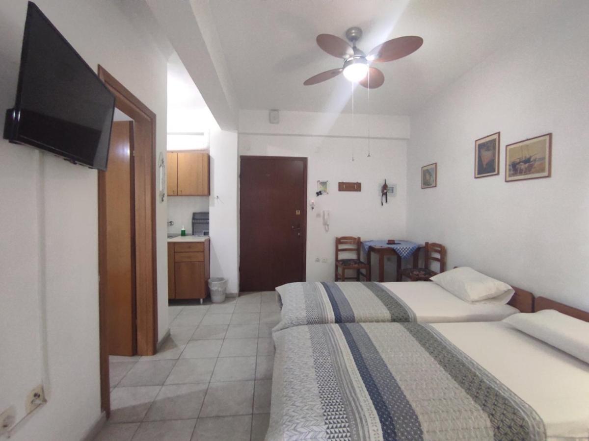 Peristerianos Apartments Nea Skioni Dış mekan fotoğraf