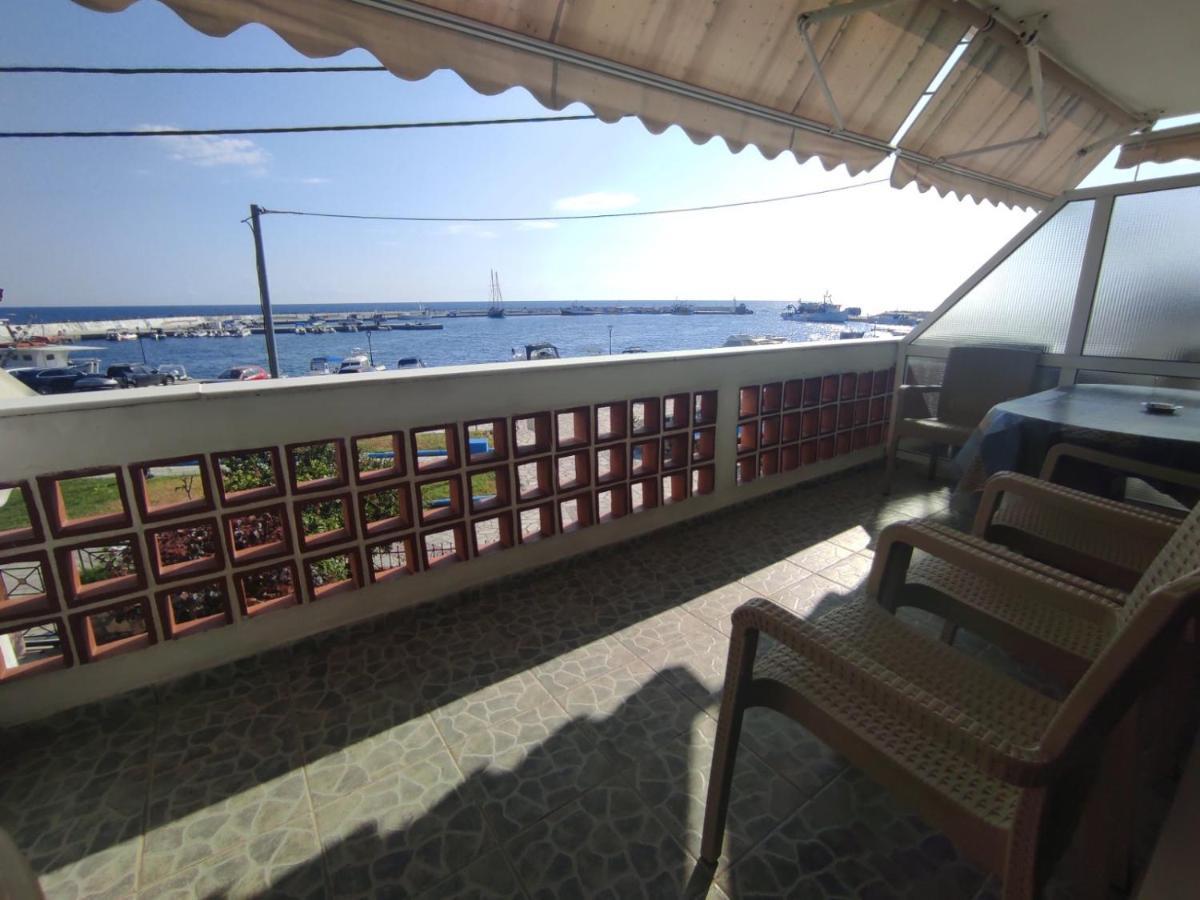 Peristerianos Apartments Nea Skioni Dış mekan fotoğraf