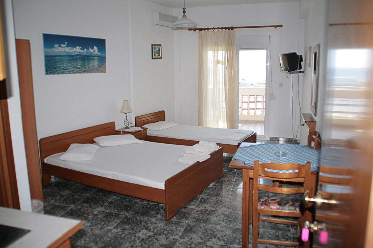 Peristerianos Apartments Nea Skioni Dış mekan fotoğraf
