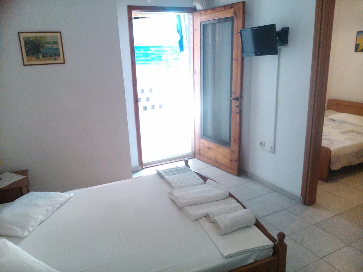 Peristerianos Apartments Nea Skioni Dış mekan fotoğraf
